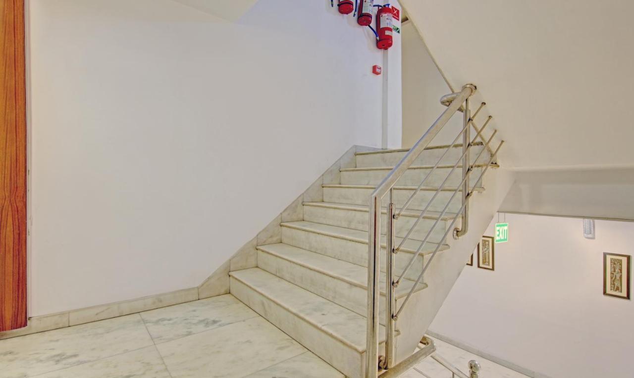Hotel Itsy By Treebo - Baba Residency à New Delhi Extérieur photo